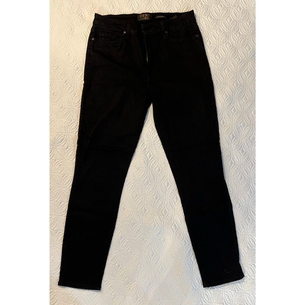 7 for all mankind 
Size 6
Black jeans
Never worn